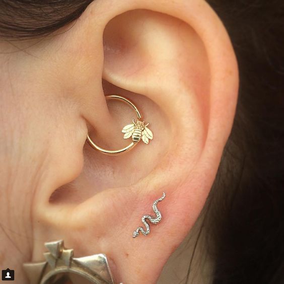piercing daith infection